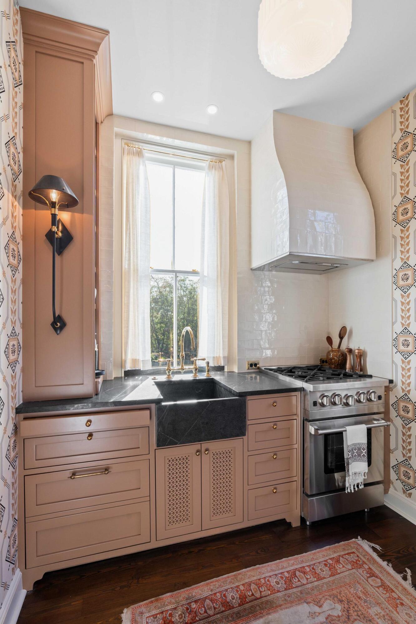 55 Laurens Street, Unit 55H Charleston, SC 29401 - Photo 11 of 49 14