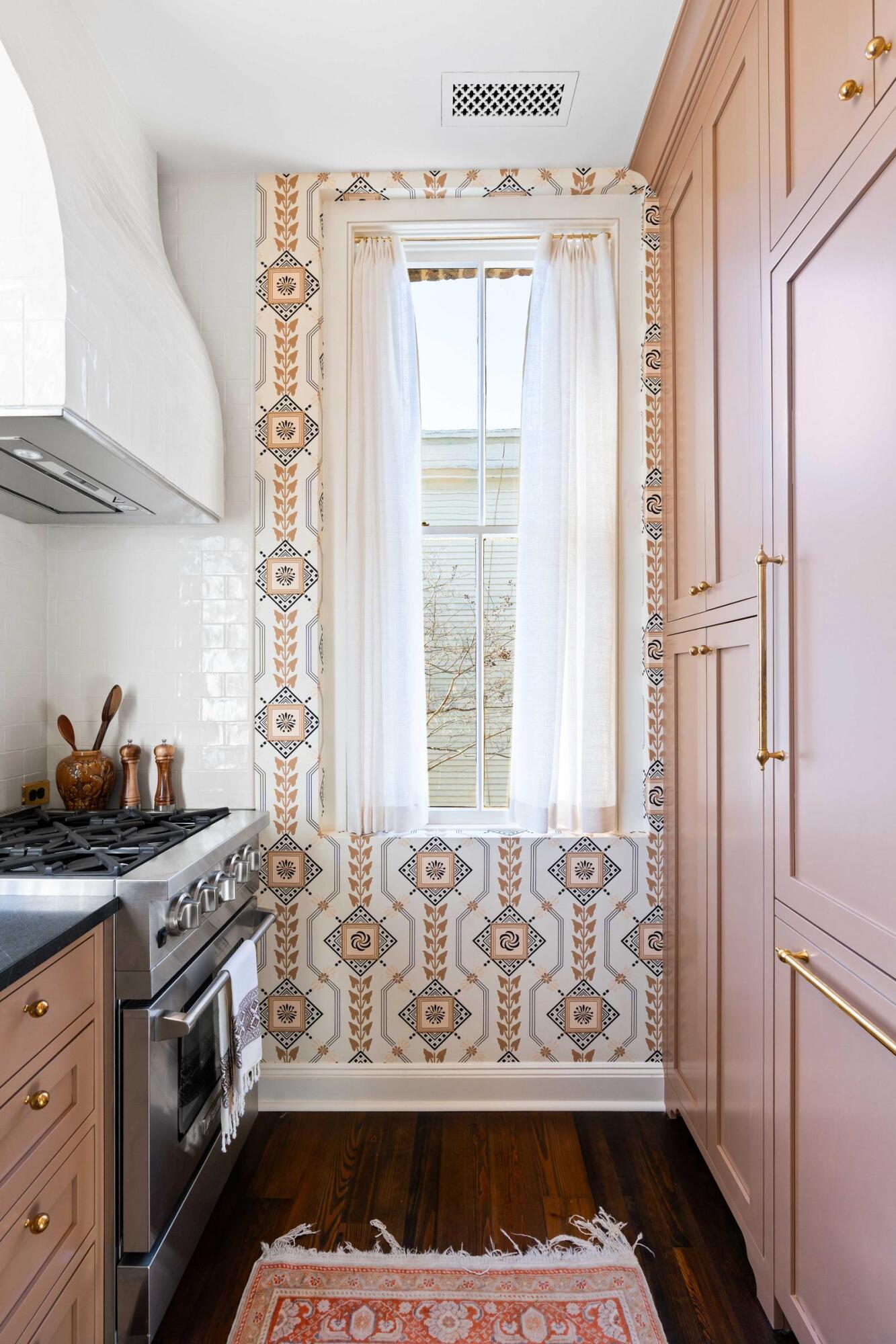 55 Laurens Street, Unit 55H Charleston, SC 29401 - Photo 12 of 49 15