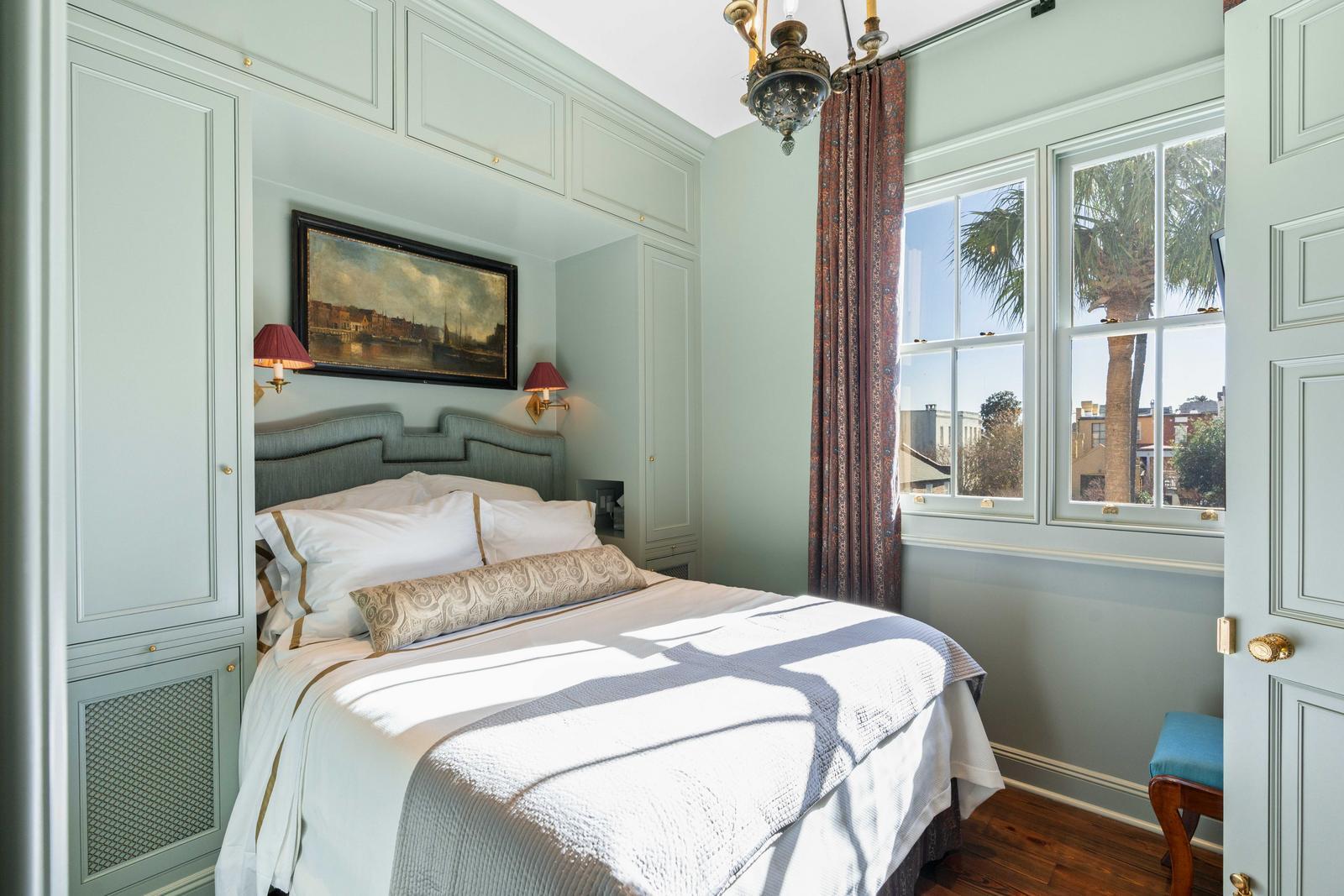 55 Laurens Street, Unit 55H Charleston, SC 29401 - Photo 21 of 49 24