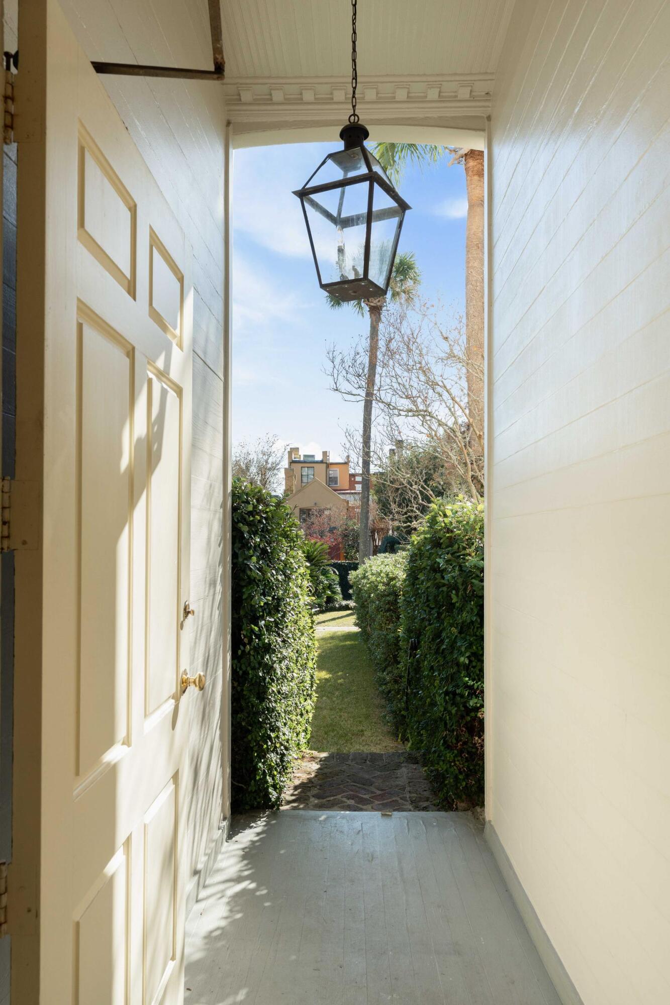 55 Laurens Street, Unit 55H Charleston, SC 29401 - Photo 32 of 49 35