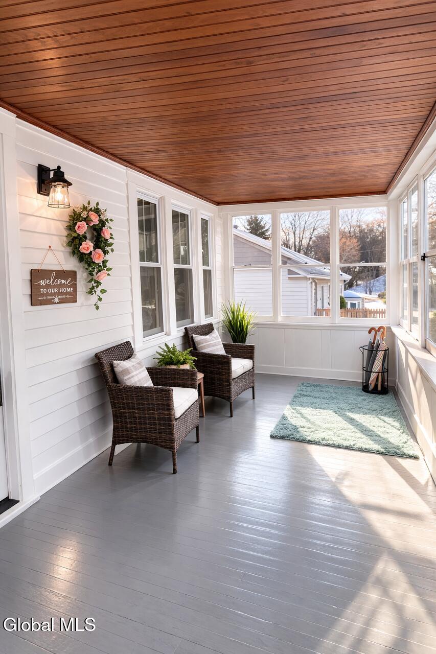 226 Glengary Road Schenectady, NY 12304 - Photo 4 of 28 image1