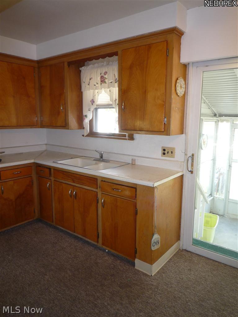 709 Dickerson Road Willowick, OH 44095 - Photo 10 of 12