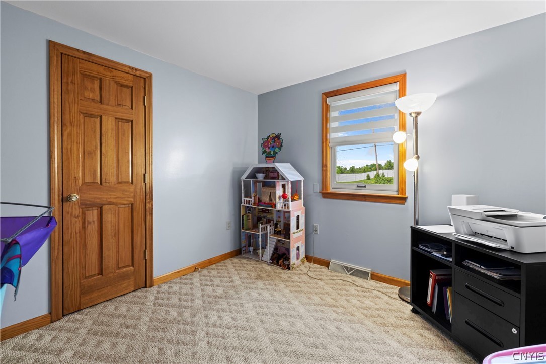 1092 Jewett Road Skaneateles, NY 13152 - Photo 30 of 42 Bedroom 3.