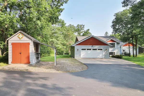 $599,900 | 8136 County Road 123, Brainerd, MN 56401