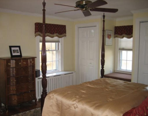 15 Longfellow Road Reading, MA 01867 - Photo 6 of 11 Gallery Image 6