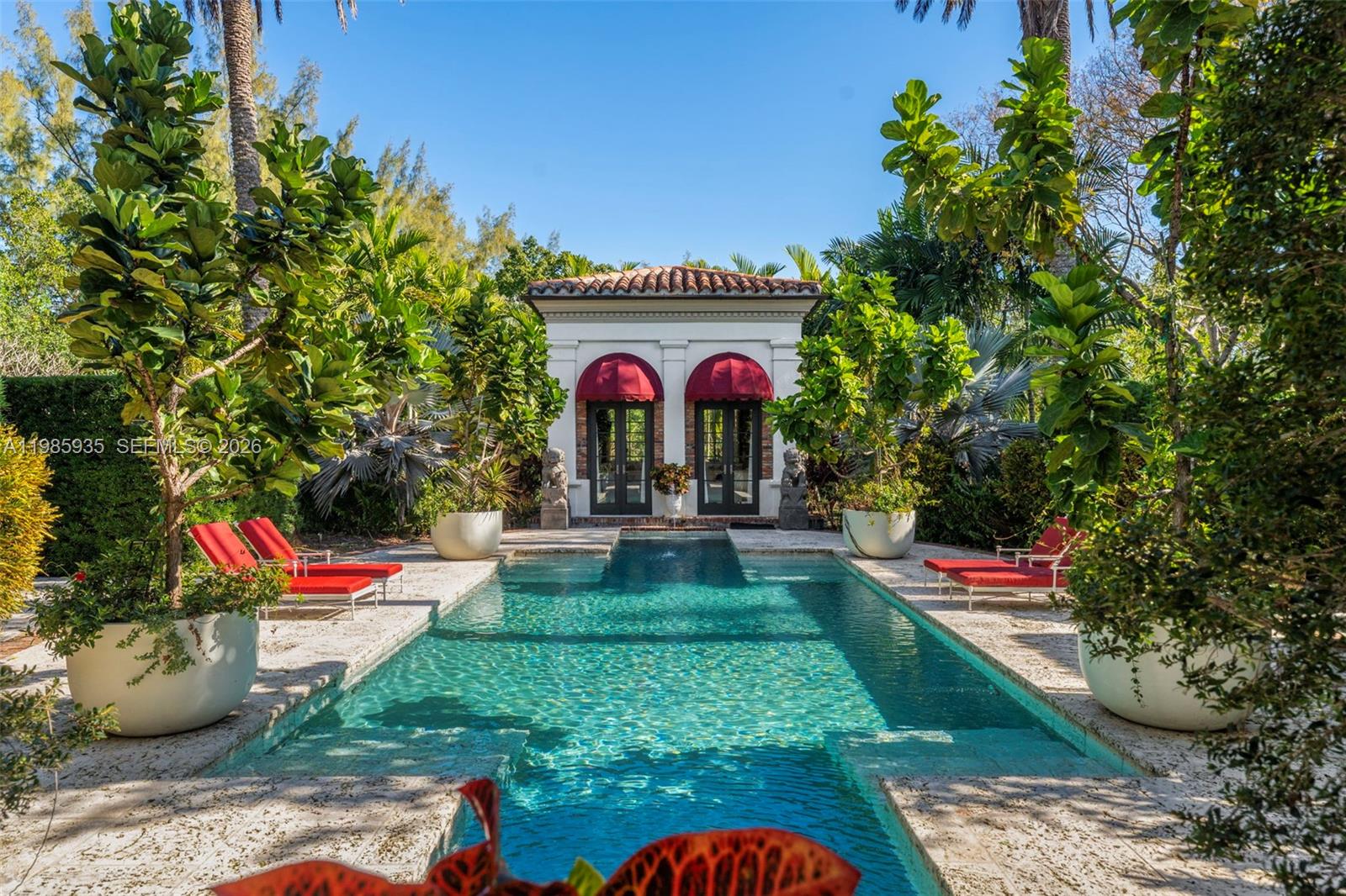 9401 Journey's End Road Coral Gables, FL 33156 - Photo 11 of 57