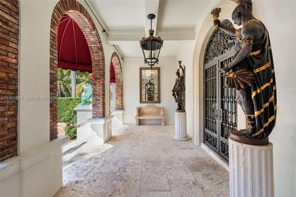 $75,000,000 | 9401 Journey's End Road, Coral Gables, FL 33156