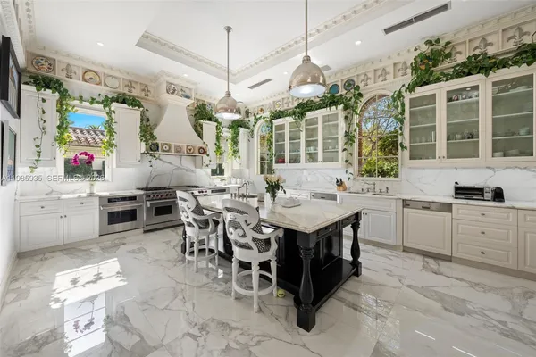 $75,000,000 | 9401 Journey's End Road, Coral Gables, FL 33156