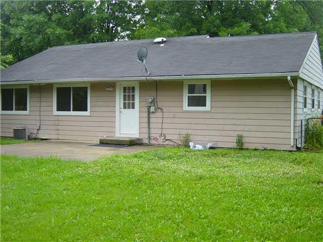 255 North Raceway Road Indianapolis, IN 46234 - Photo 4 of 12 Gallery Image 4