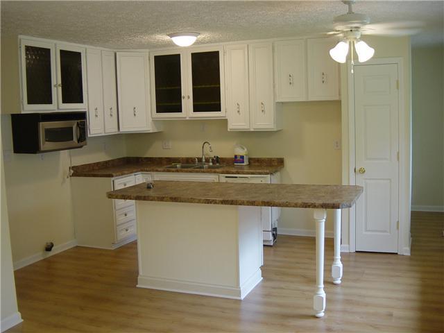 255 North Raceway Road Indianapolis, IN 46234 - Photo 7 of 12 Gallery Image 7