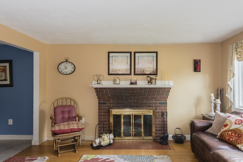 19 Belknap Road Braintree, MA 02184 - Photo 6 of 18 Gallery Image 6