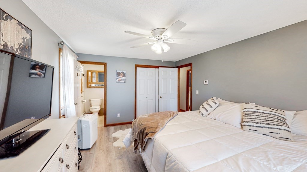 45 Spruceland Road Enfield, CT 06082 - Photo 13 of 32