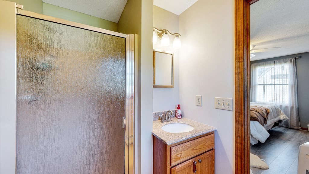 45 Spruceland Road Enfield, CT 06082 - Photo 14 of 32
