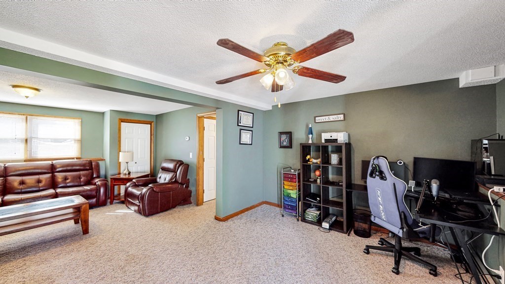 45 Spruceland Road Enfield, CT 06082 - Photo 23 of 32