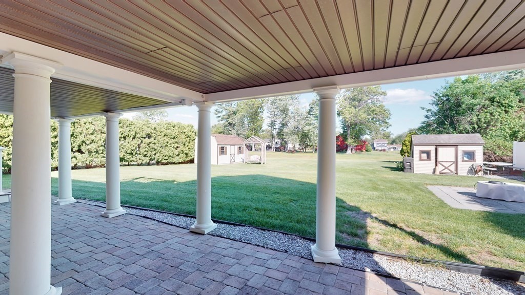 45 Spruceland Road Enfield, CT 06082 - Photo 27 of 32