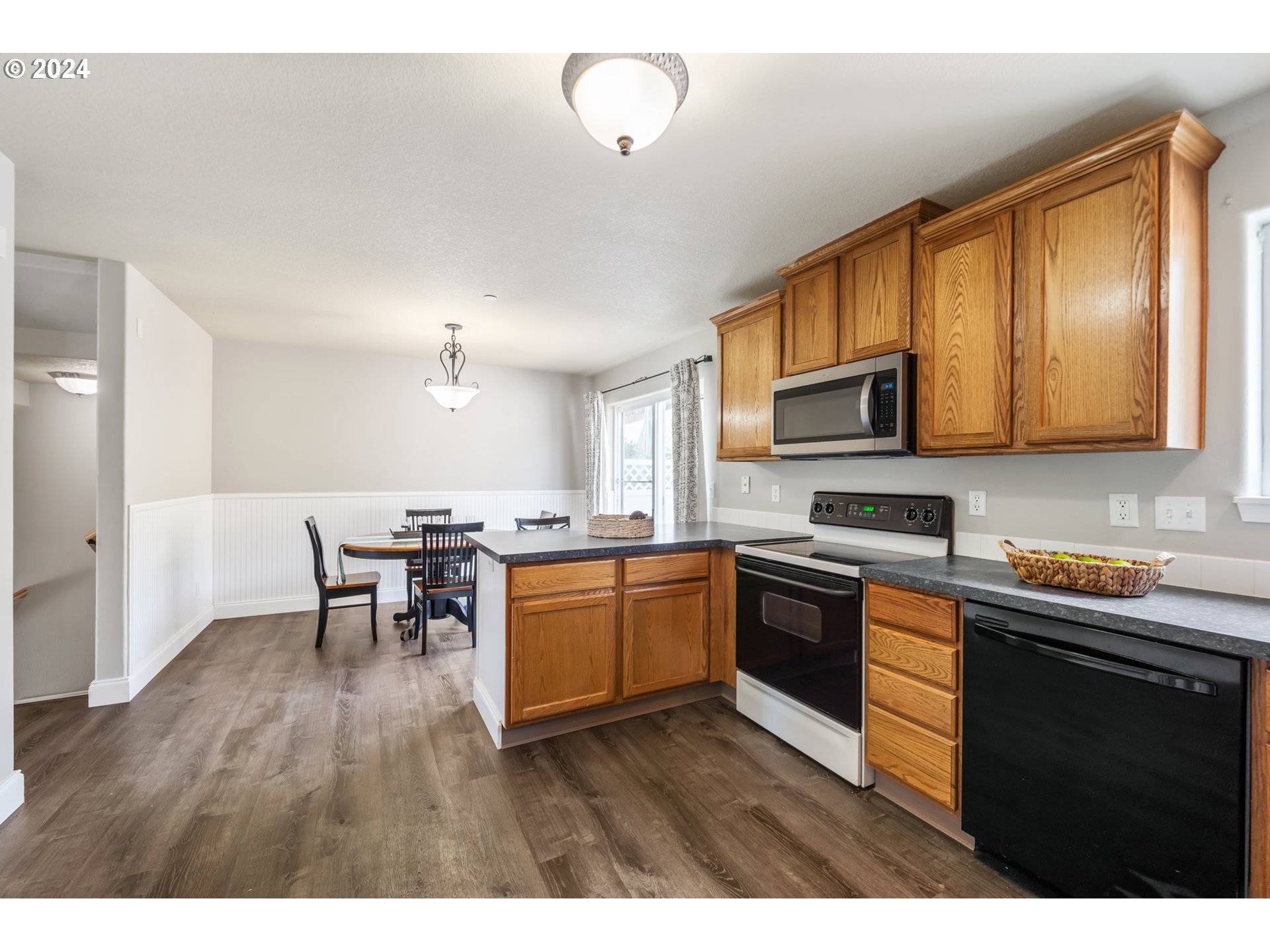 1253 Northwest 7th Way Camas, WA 98607 - Photo 13 of 31 Gallery Image 13