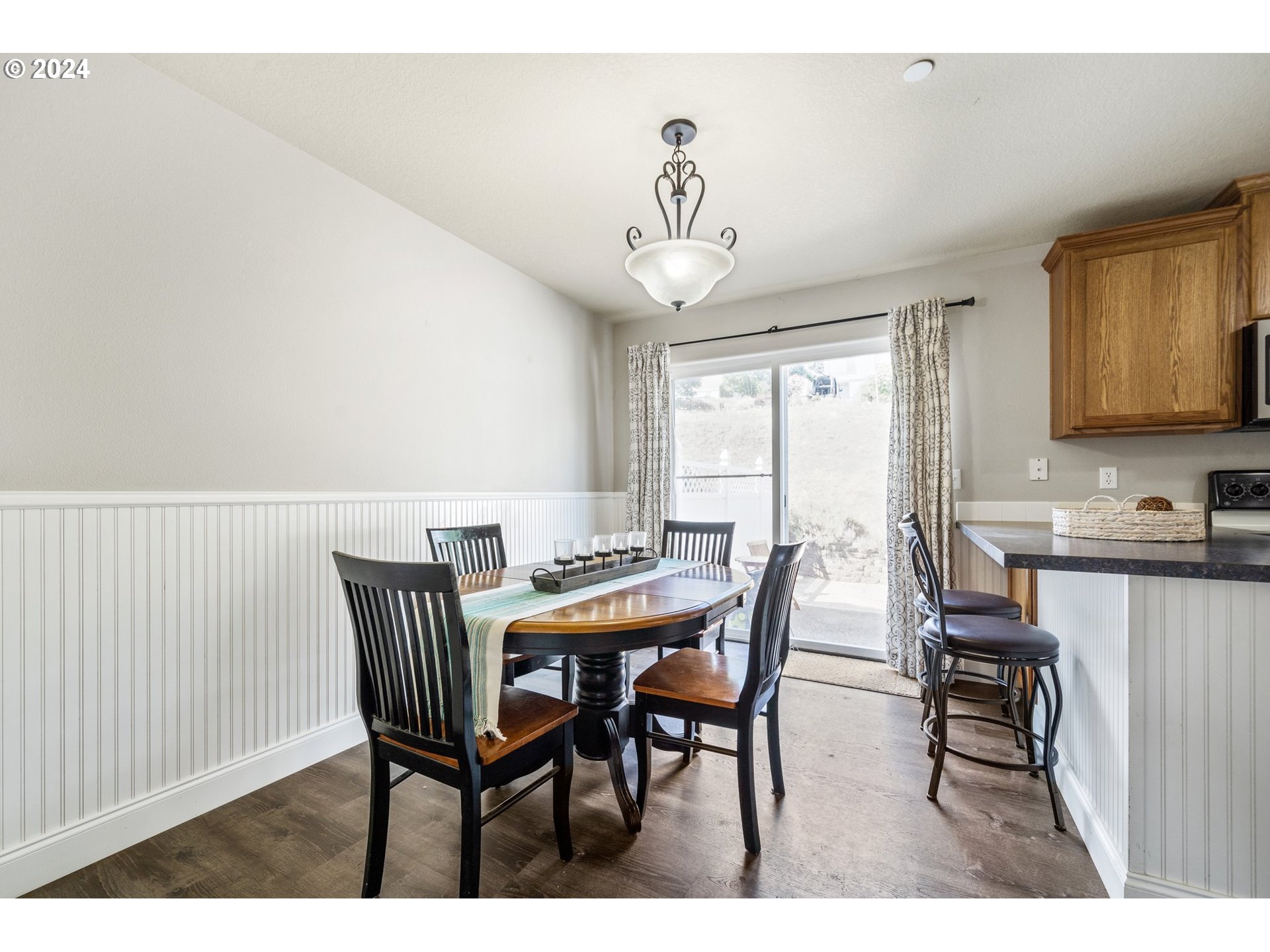 1253 Northwest 7th Way Camas, WA 98607 - Photo 9 of 31 Gallery Image 9