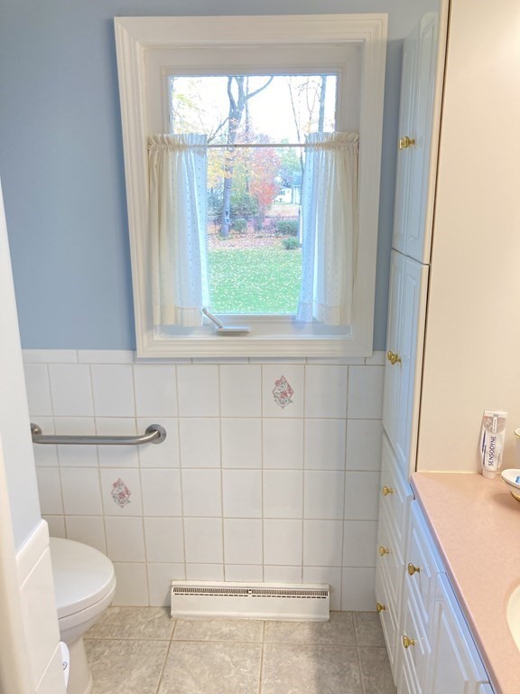 36 Old Orchard Road West Springfield, MA 01089 - Photo 11 of 26 Gallery Image 11