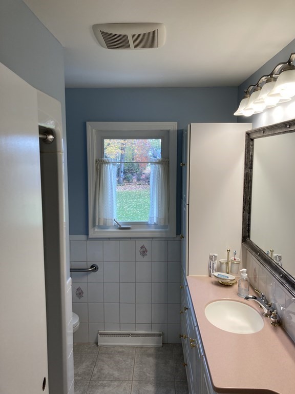 36 Old Orchard Road West Springfield, MA 01089 - Photo 9 of 26 Gallery Image 9
