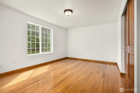 $995,000 | 5227 Key Peninsula Highway Northwest, Lakebay, WA 98349