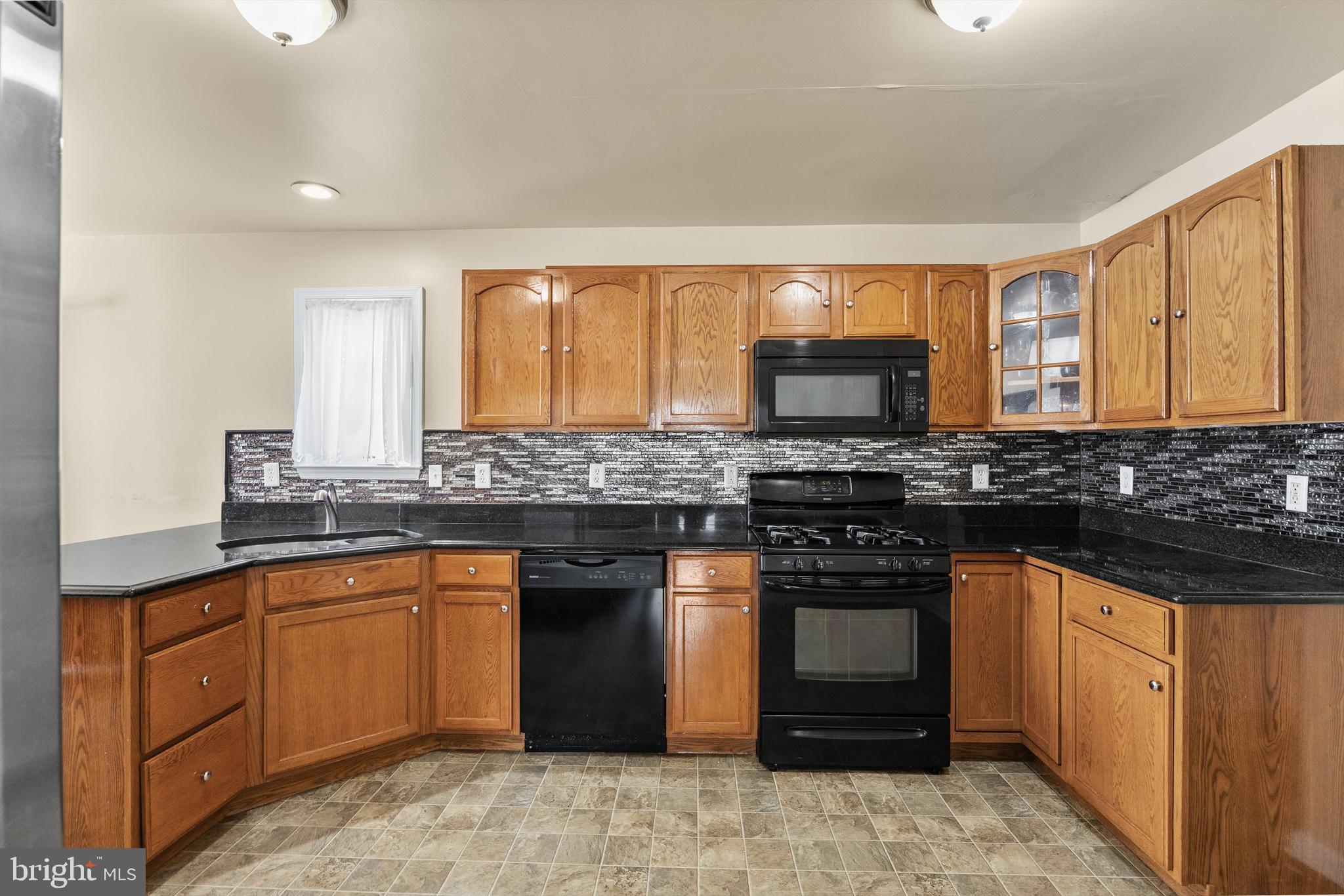 92 North Burlington Road Bridgeton, NJ 08302 - Photo 7 of 31 Gallery Image 7