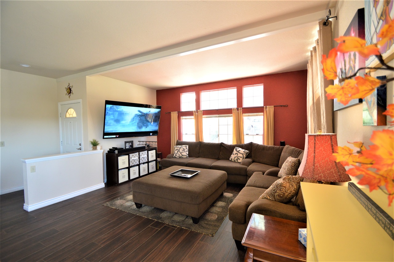 24049 Gymkhana Road Ramona, CA 92065 - Photo 3 of 25 Gallery Image 3