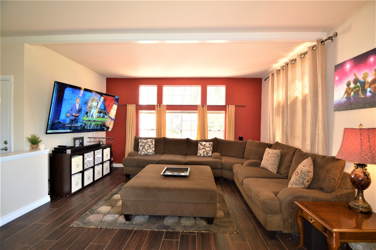 24049 Gymkhana Road Ramona, CA 92065 - Photo 4 of 25 Gallery Image 4
