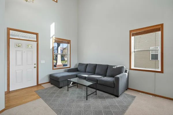 $529,000 | 6757 Urbandale Lane North, Maple Grove, MN 55311