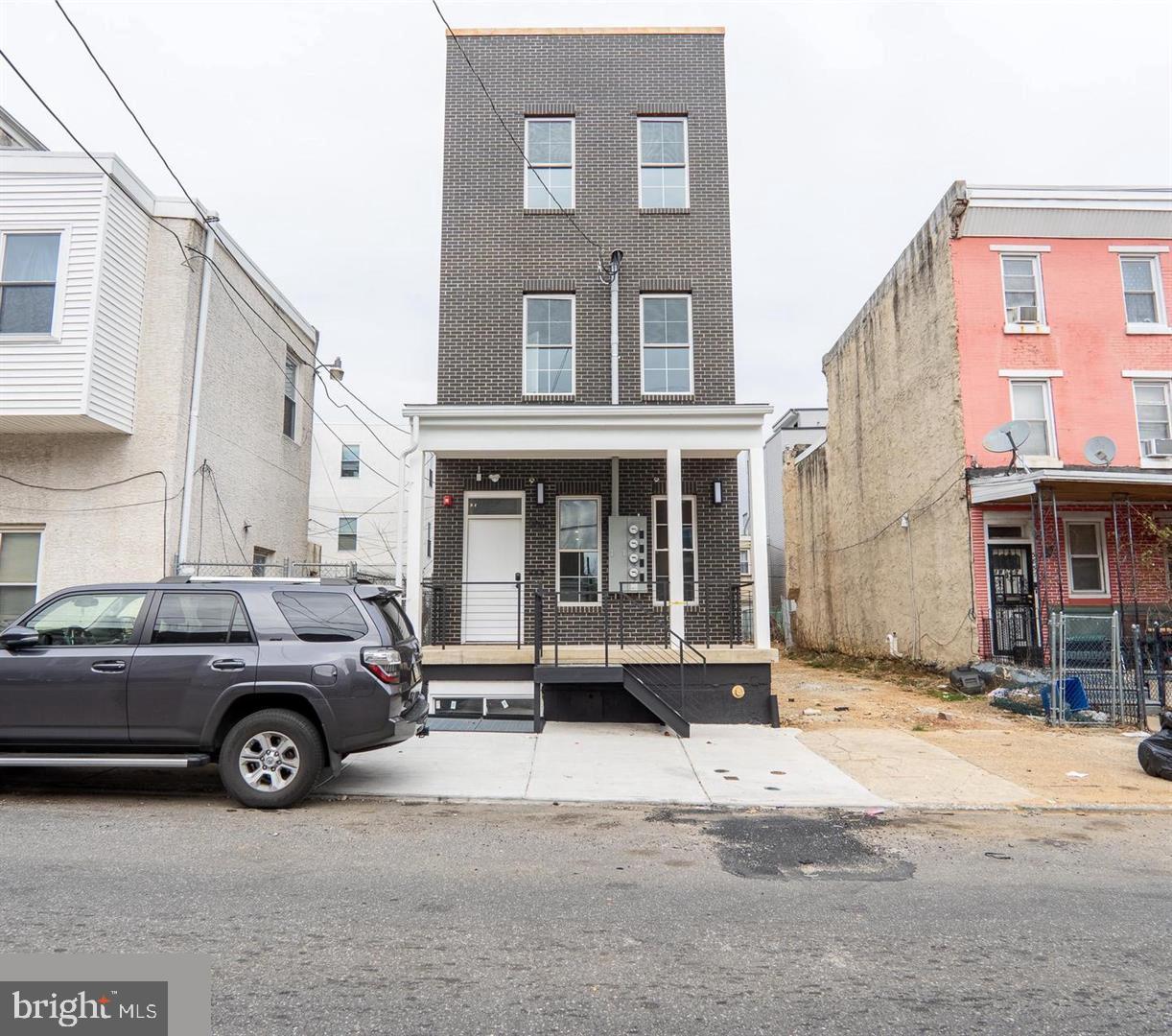 3861 Fairmount Avenue Philadelphia, PA 19104 - Photo 1 of 34