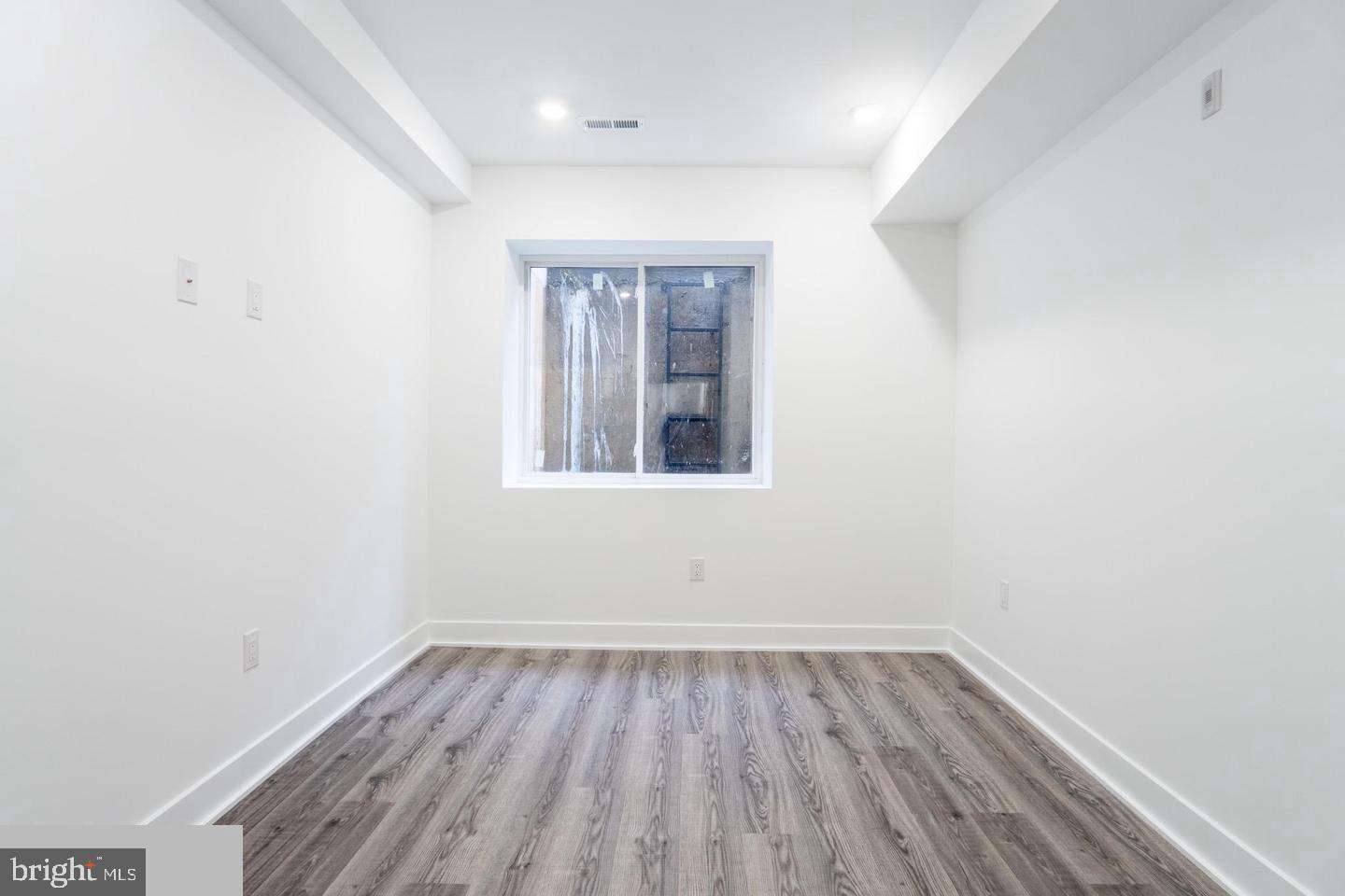 3861 Fairmount Avenue Philadelphia, PA 19104 - Photo 13 of 34