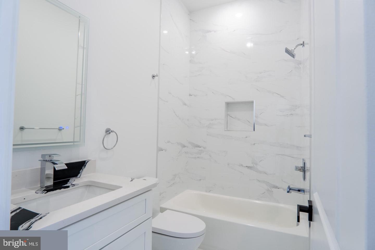 3861 Fairmount Avenue Philadelphia, PA 19104 - Photo 22 of 34