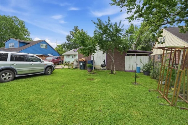 $110,000 | 17014 Woodburn Drive, Houston, TX 77049