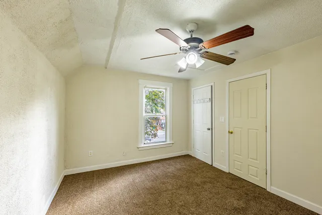 $199,995 | 2318 Gideon Avenue, Zion, IL 60099