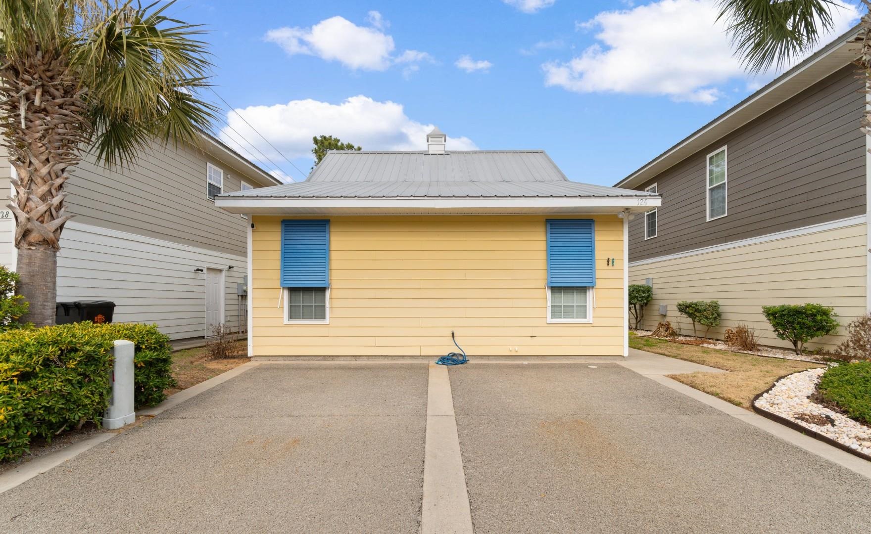 124 Weatherboard Court Pawleys Island, SC 29585 - Photo 1 of 36