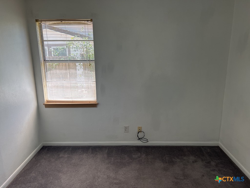 303 Ridge Street Copperas Cove, TX 76522 - Photo 10 of 16