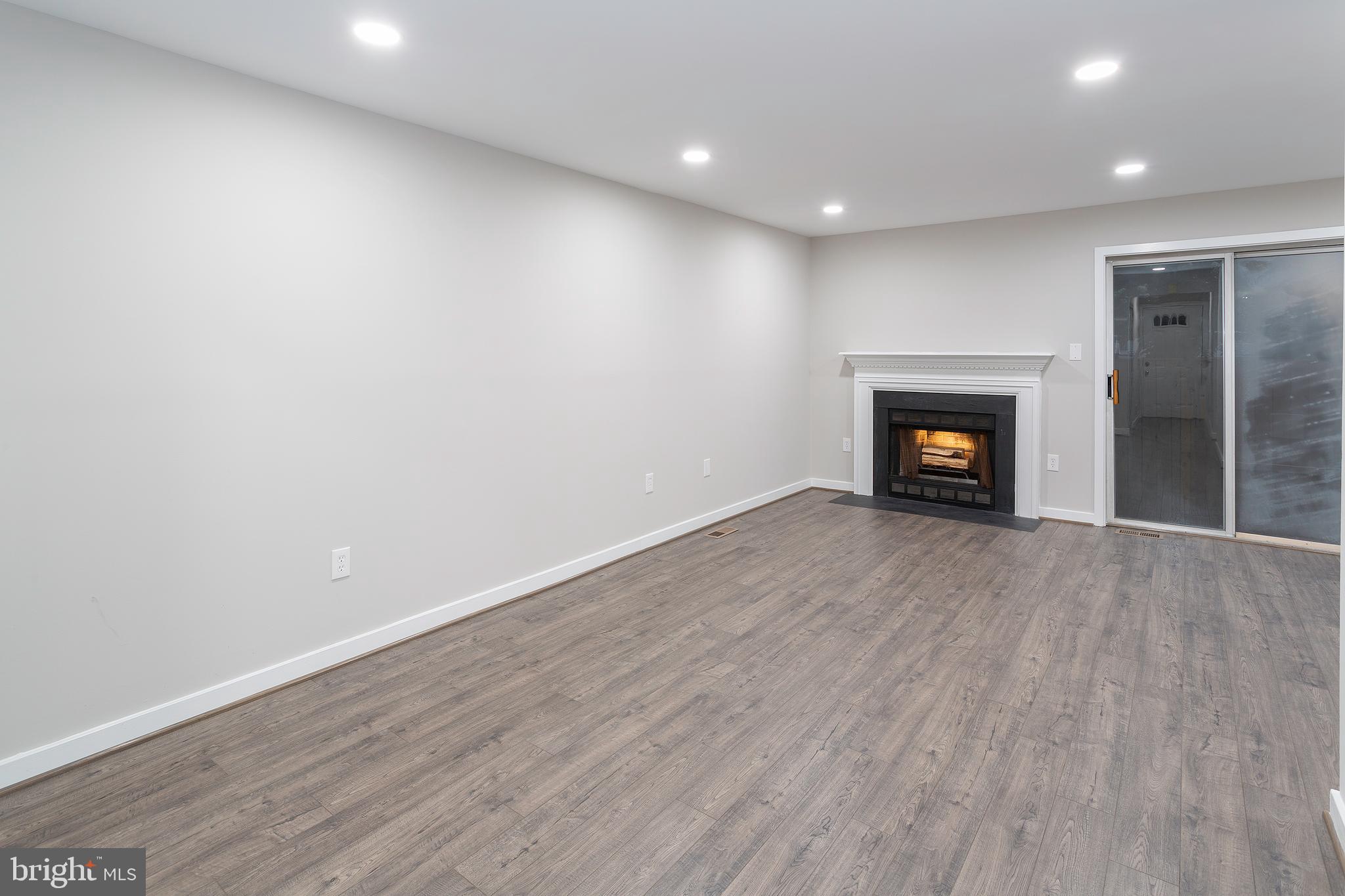 52 Hawthorne Court Northeast, Unit 52 Washington, DC 20017 - Photo 4 of 25