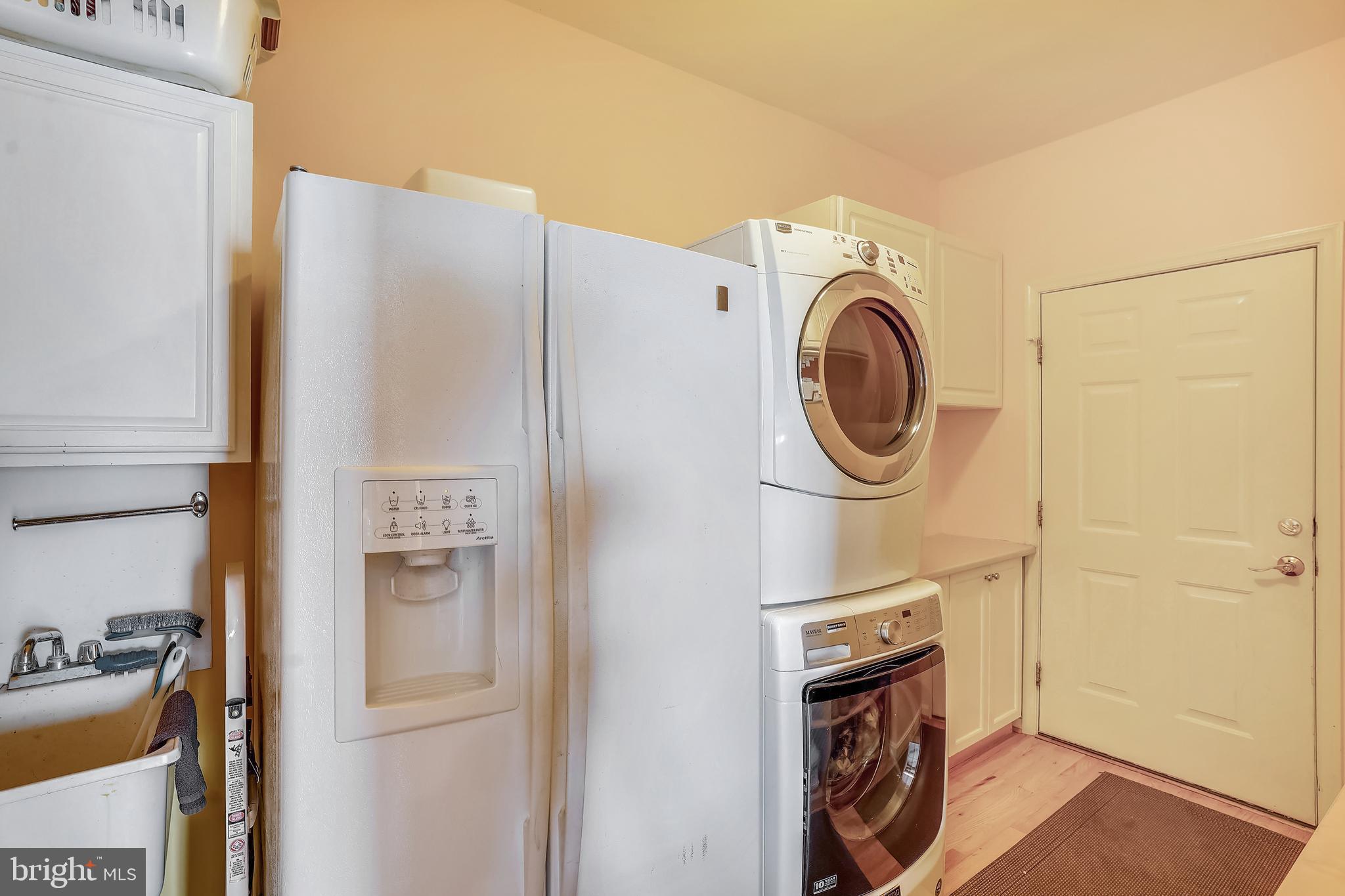 23907 Old Hundred Road Dickerson, MD 20842 - Photo 22 of 126 Mudroom /Laundry/laundry tub/Extra Ref/Freezer