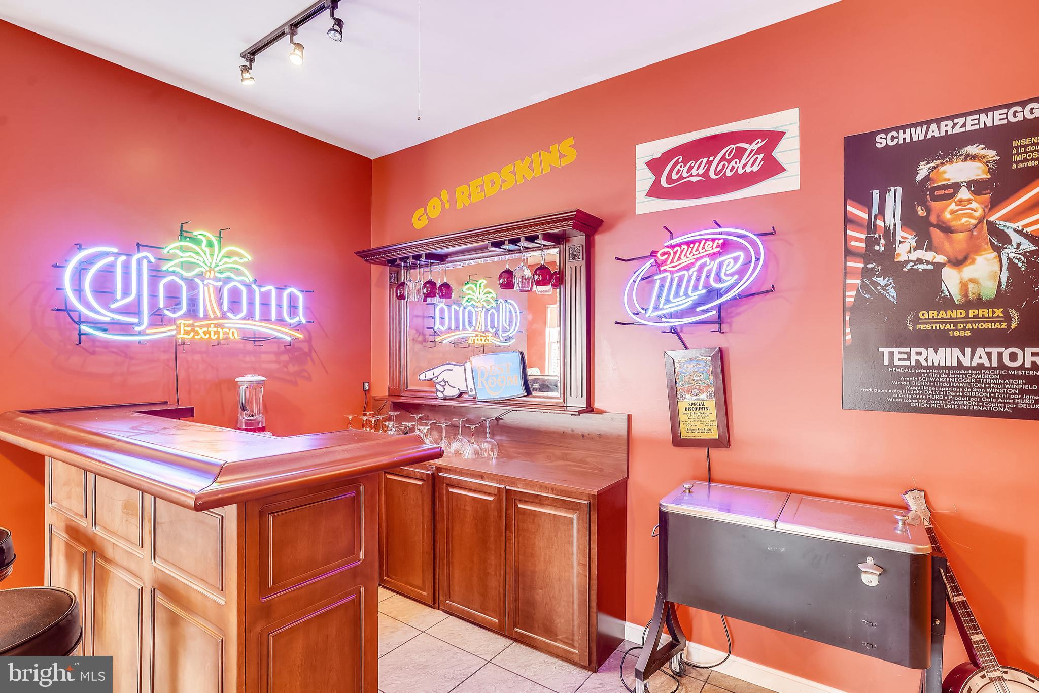 23907 Old Hundred Road Dickerson, MD 20842 - Photo 69 of 126 YES...a bar area