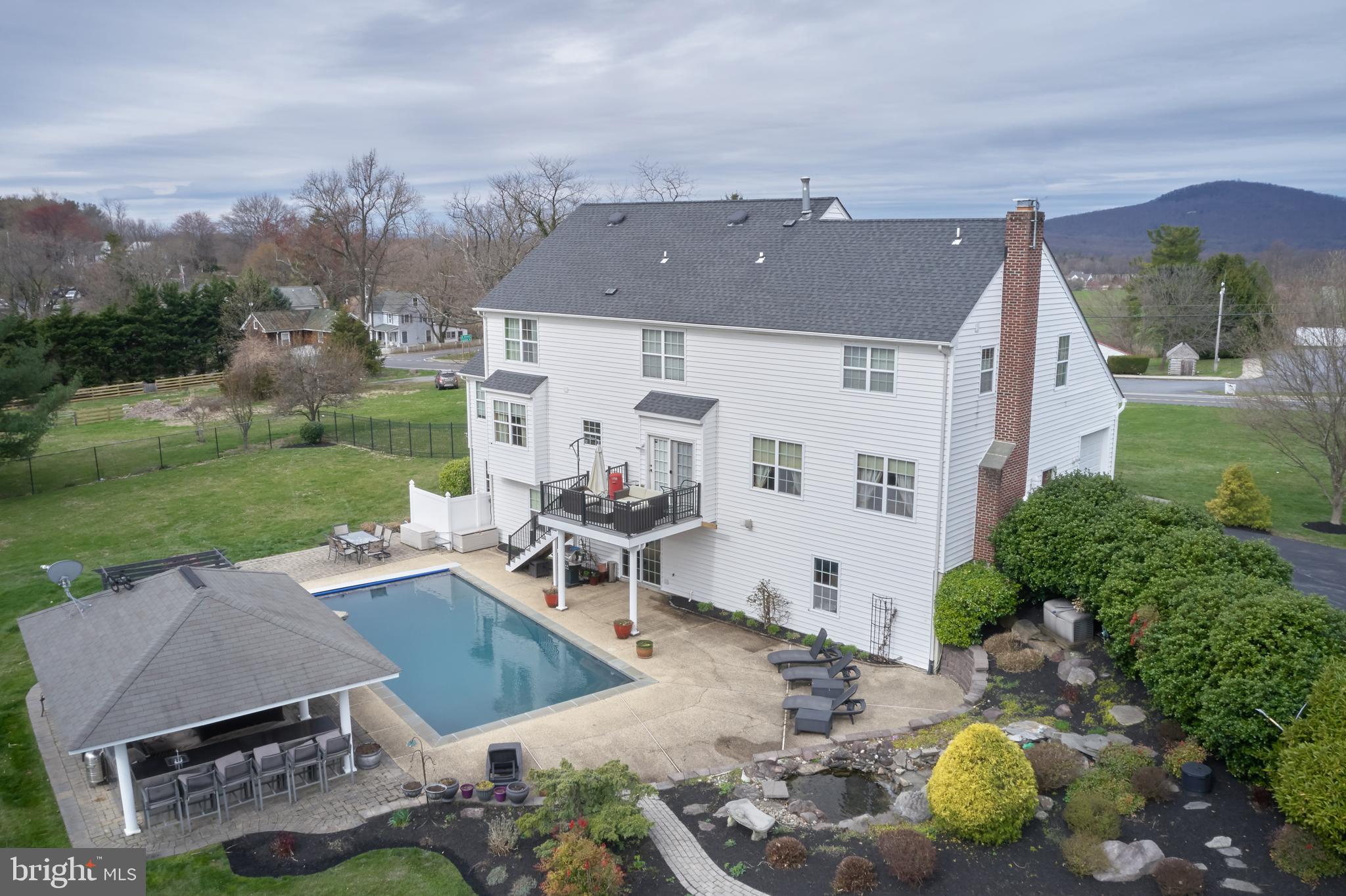 23907 Old Hundred Road Dickerson, MD 20842 - Photo 93 of 126 FULL Walk-out Lower Level w/ 5th BR & Full BA!