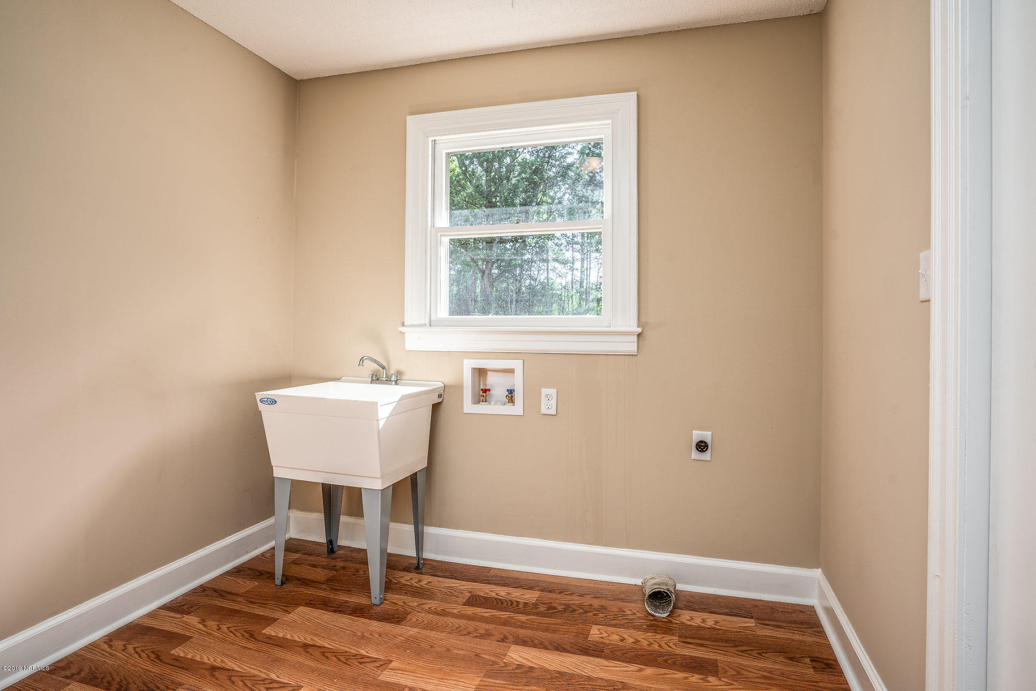 878 Bay Valley Road Kenly, NC 27542 - Photo 27 of 35 Laundry Room