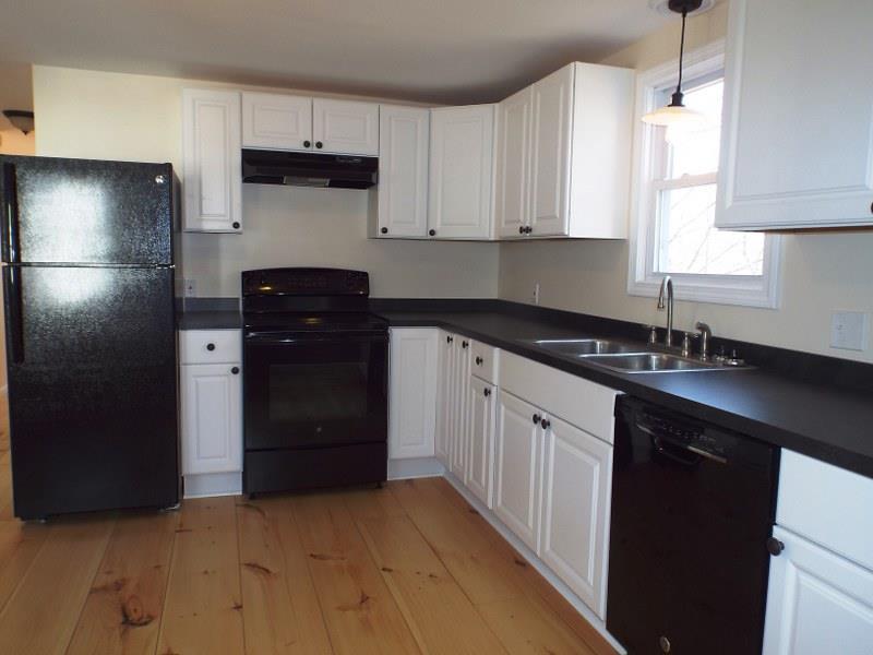 402 Webbs Mills Road Raymond, ME 04071 - Photo 7 of 19 Photo