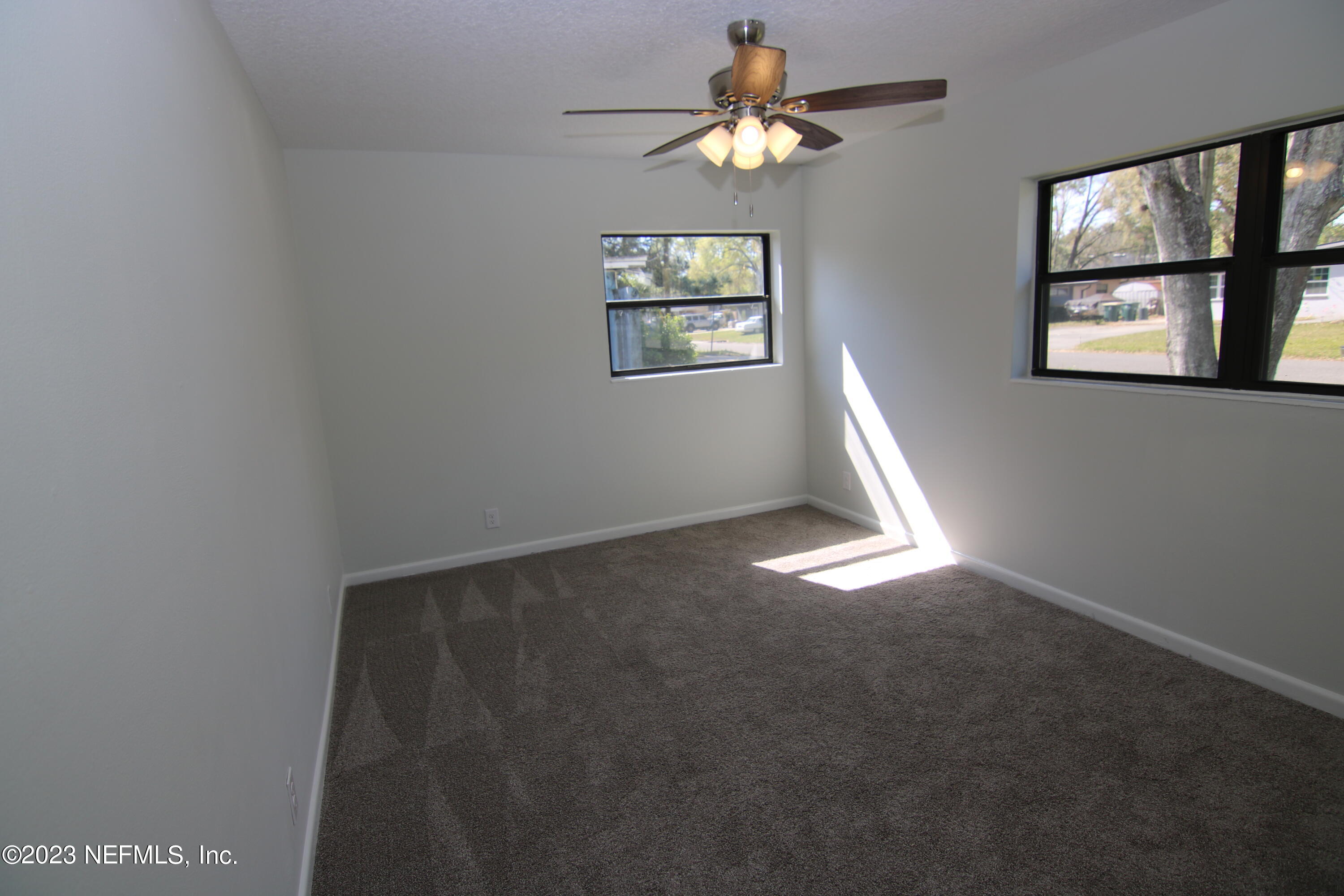2233 Leon Road Jacksonville, FL 32246 - Photo 16 of 24 IMG_3298