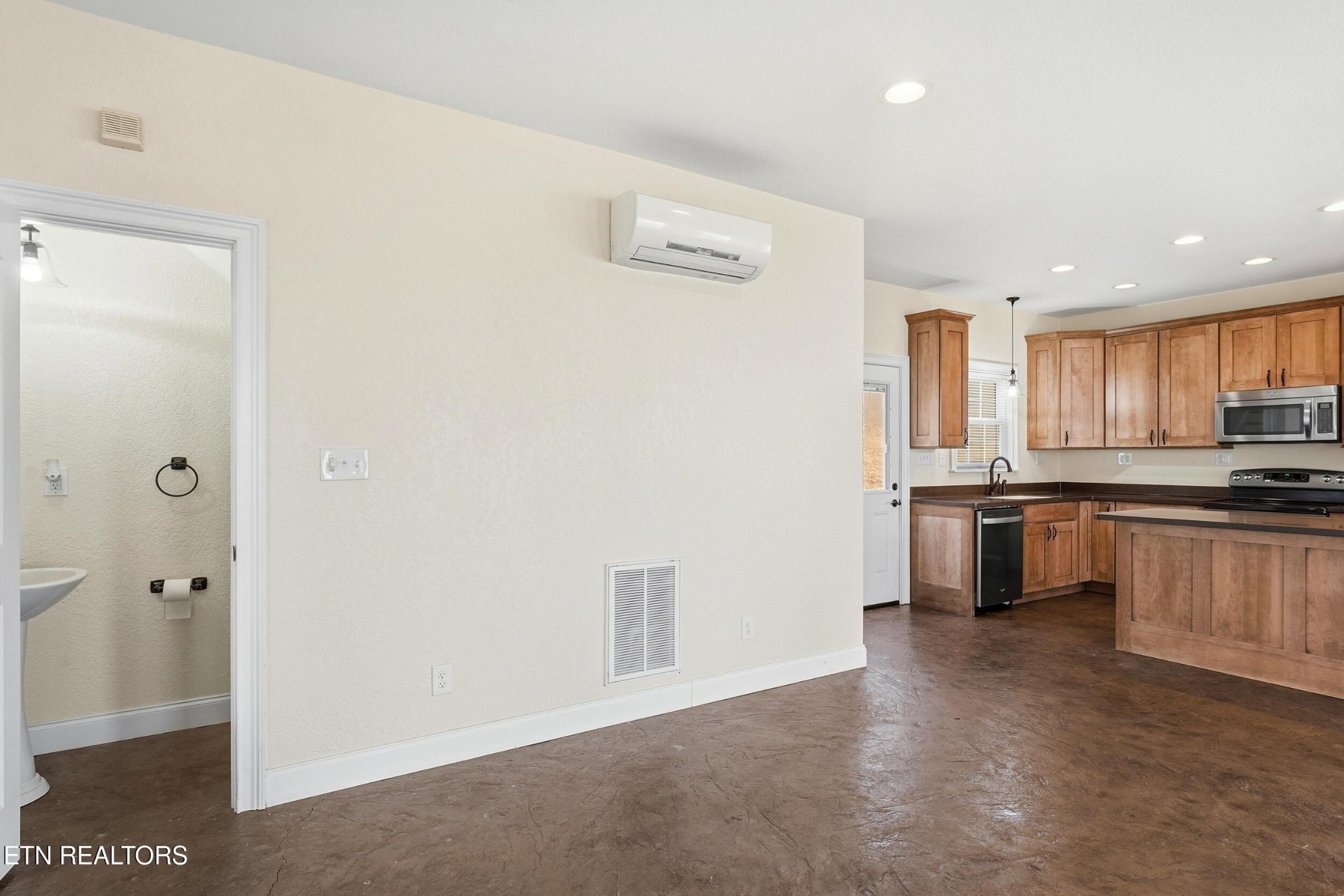 206 Old Leadmine Bend Road Sharps Chapel, TN 37866 - Photo 11 of 60 Gallery Image 11