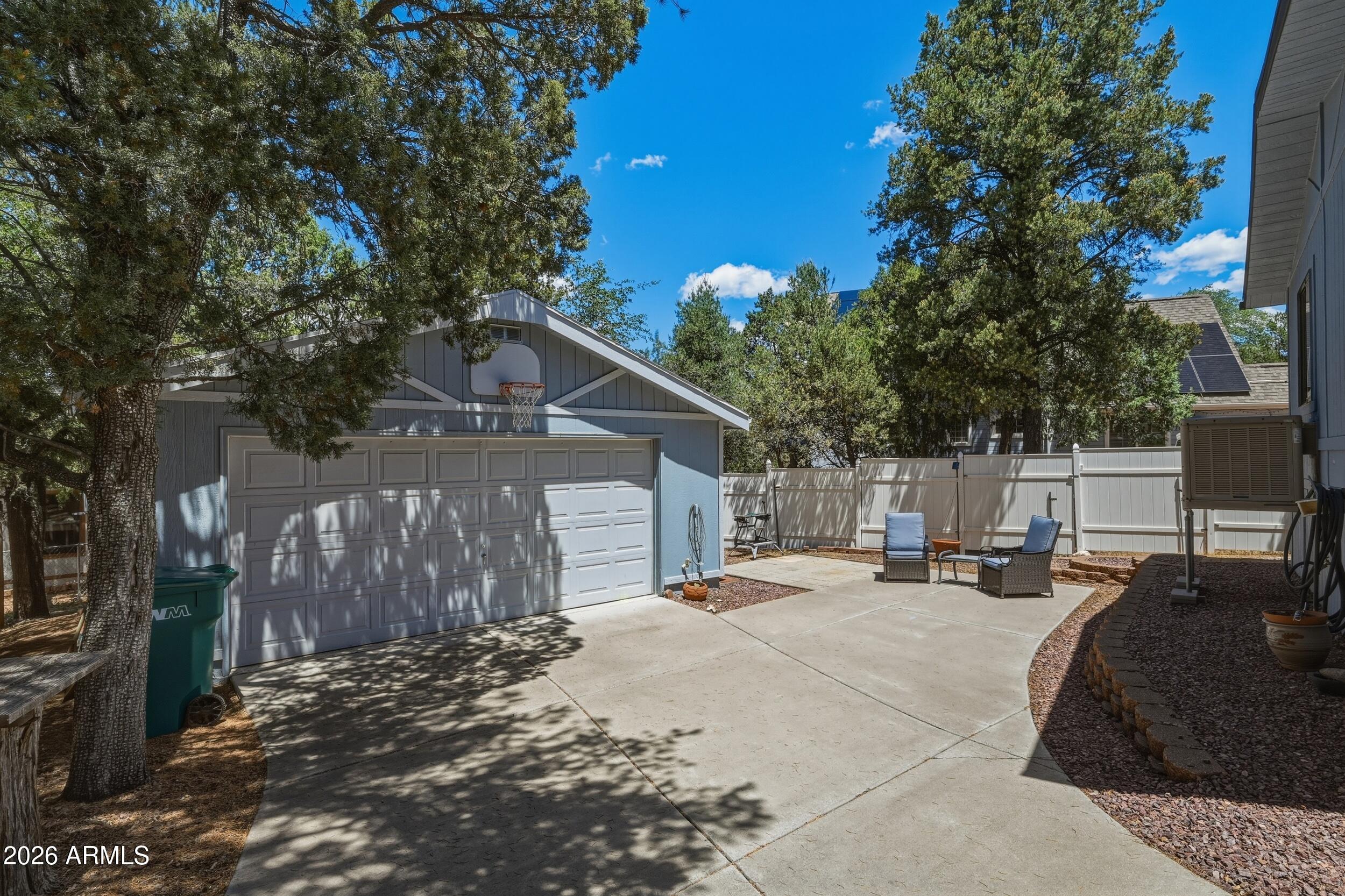 1108 North William Tell Circle Payson, AZ 85541 - Photo 29 of 32 a front view of a house with a yard