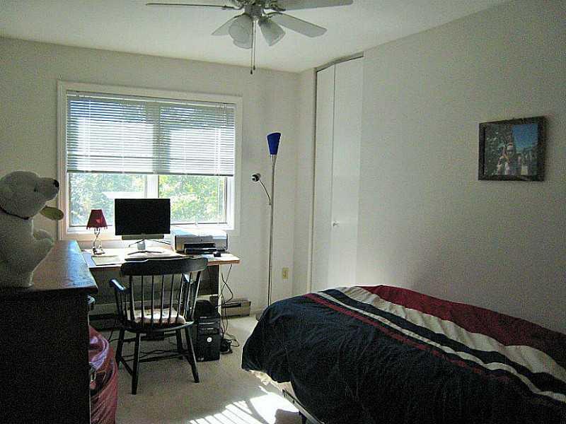 31 Linwood Road, Unit 31 Freeport, ME 04032 - Photo 23 of 24 Bedroom.