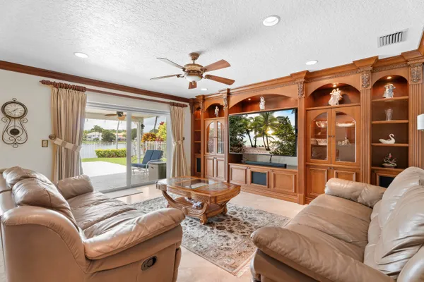 $1,399,000 | 3342 Amsterdam Avenue, Cooper City, FL 33026