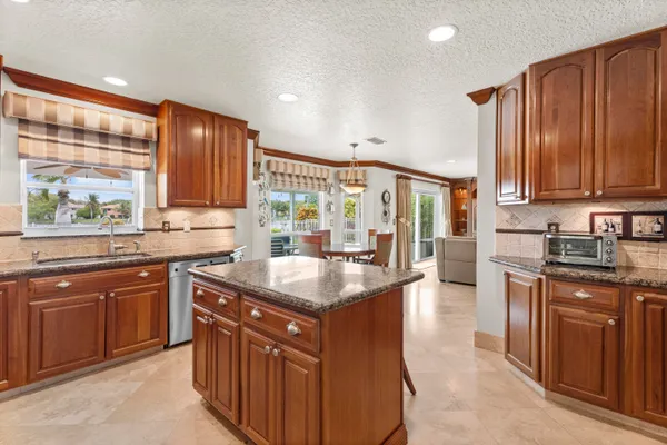 $1,399,000 | 3342 Amsterdam Avenue, Cooper City, FL 33026