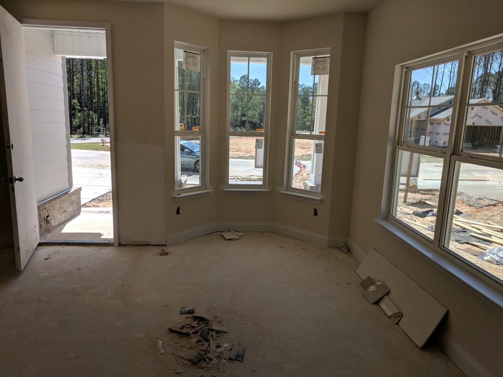 64 Brandywine Road Freeport, FL 32439 - Photo 2 of 10 Front entry, dining area