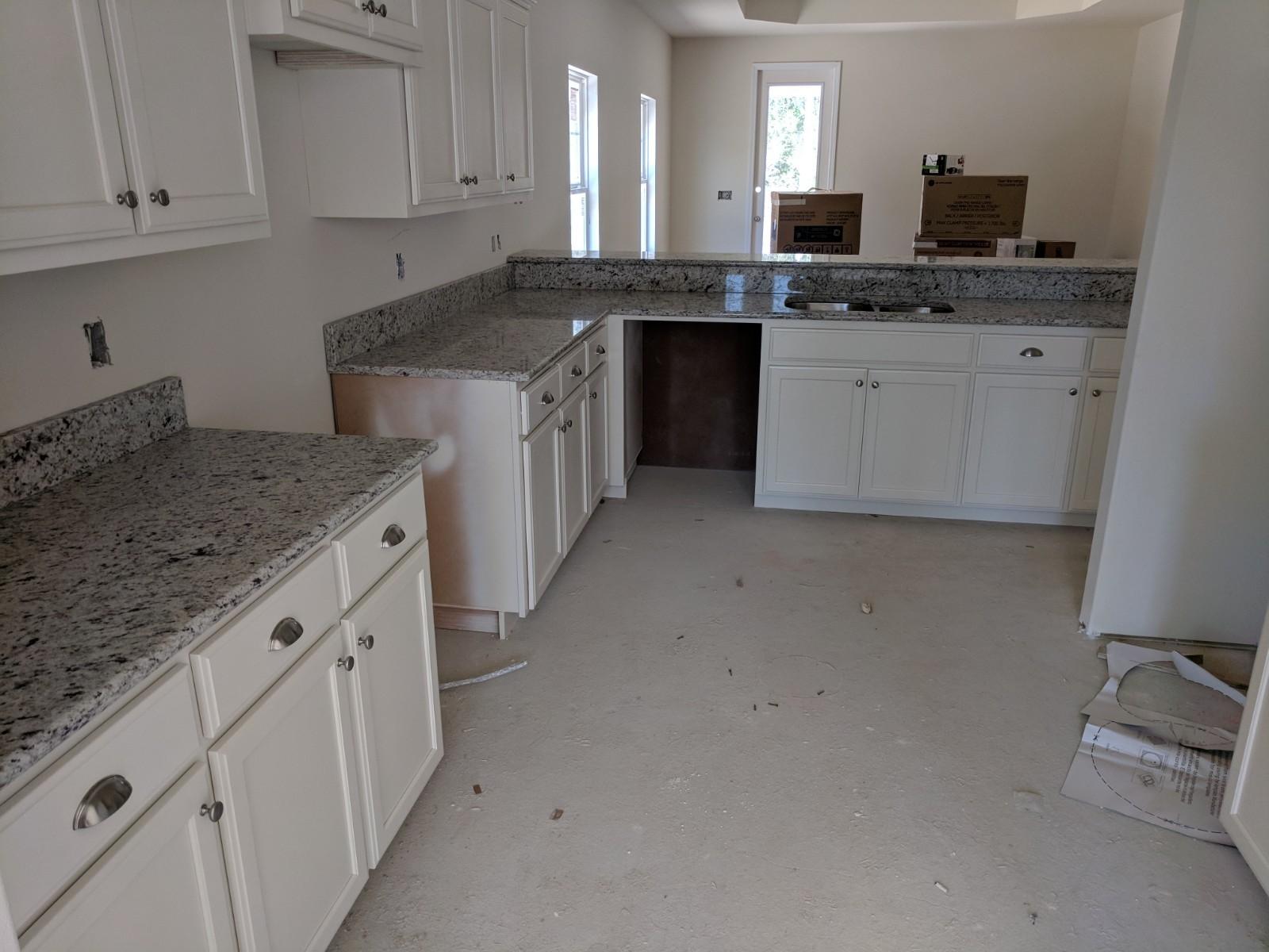 64 Brandywine Road Freeport, FL 32439 - Photo 4 of 10 Kitchen