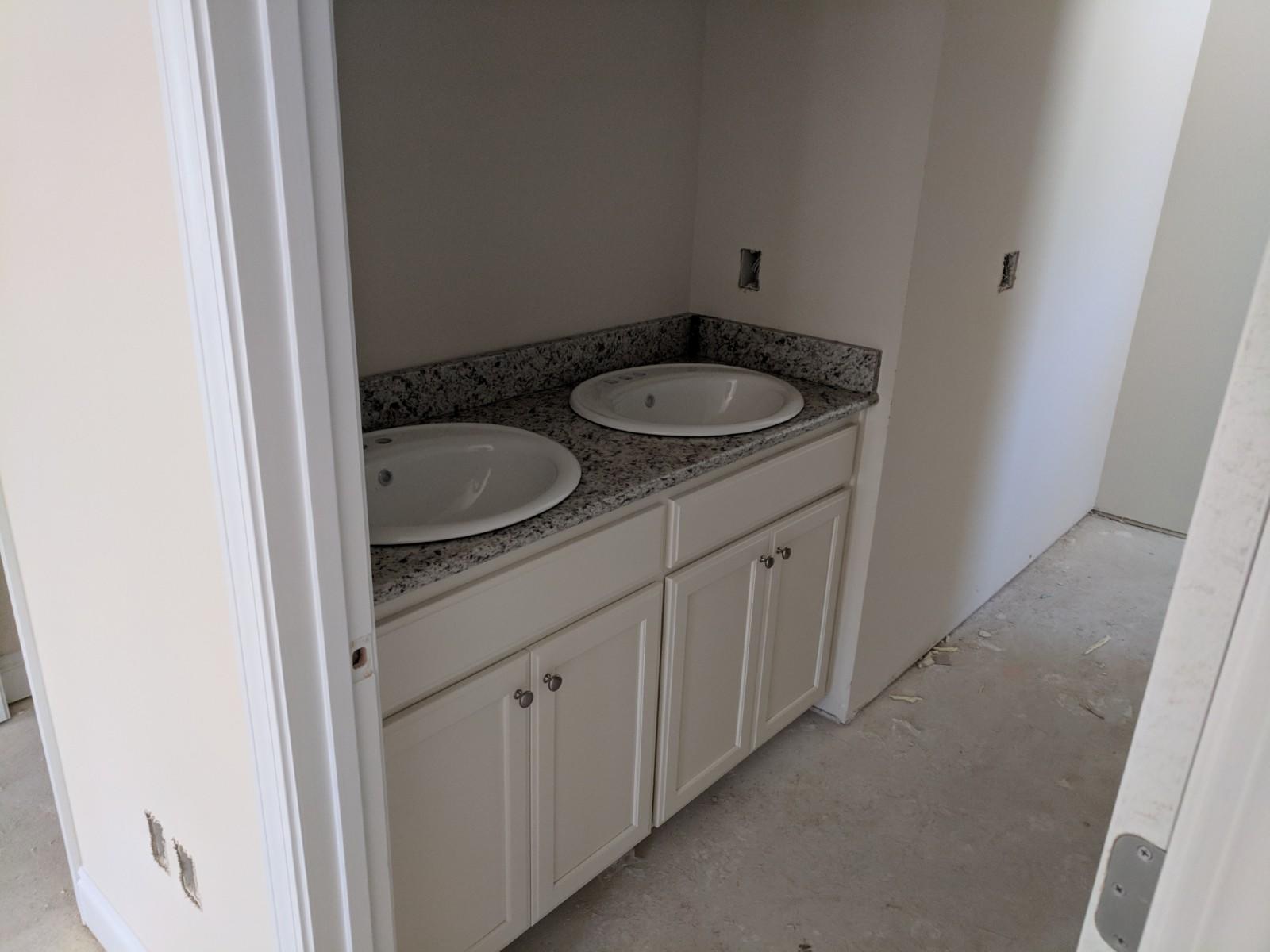 64 Brandywine Road Freeport, FL 32439 - Photo 9 of 10 Master Bath